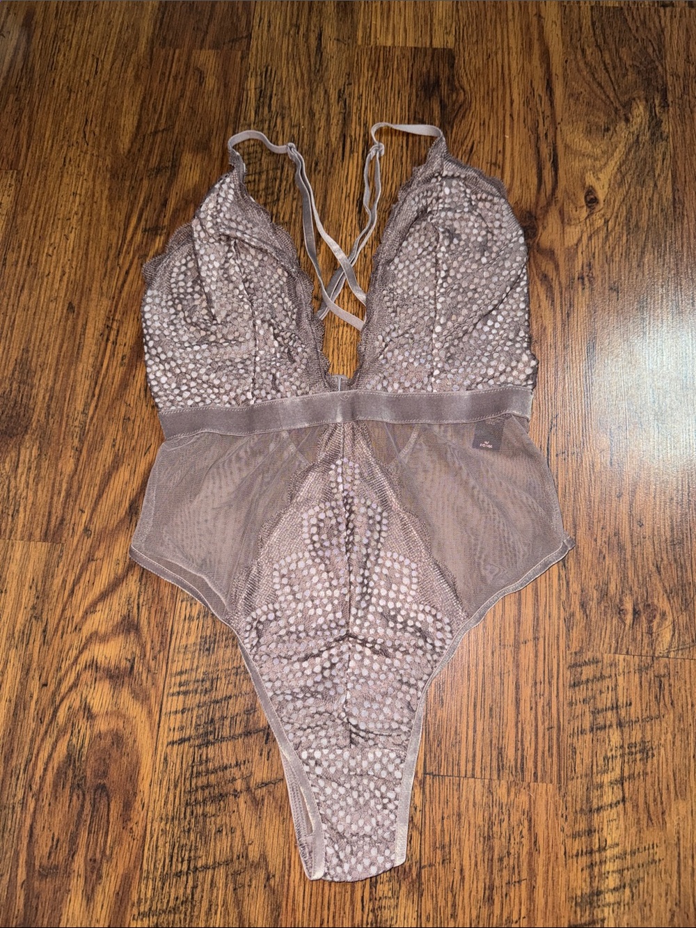 Victoria's Secret Taupe Lace & Mesh Plunge Bodysuit 29.T